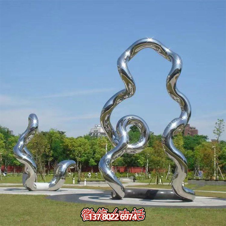 大型不銹鋼異形擺件，為公園綠地增色