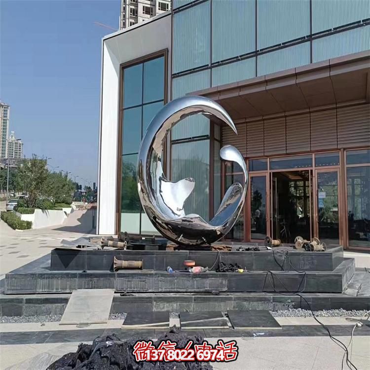 高端不銹鋼創意鏡面圓環雕塑，點綴酒店會所裝飾