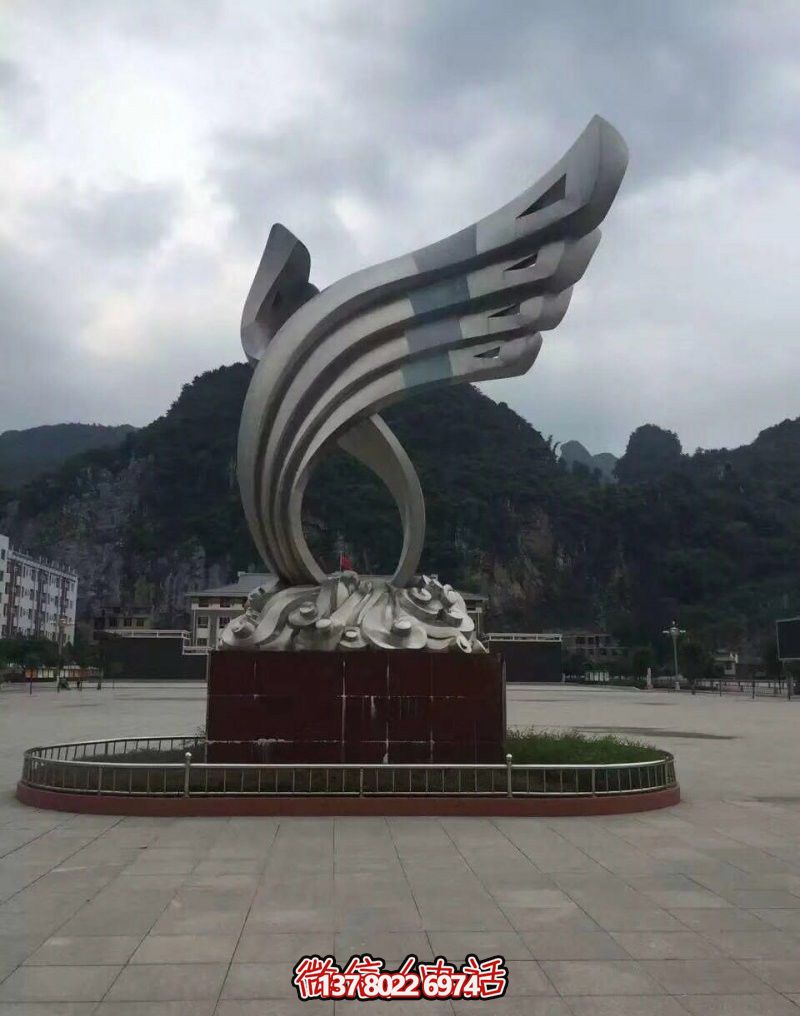 大型不銹鋼雕塑景觀(guān)翅膀裝置